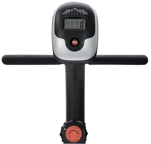 Удобный дисплей и информативная панель